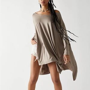 Free People Big Dipper Tee- size xs/s